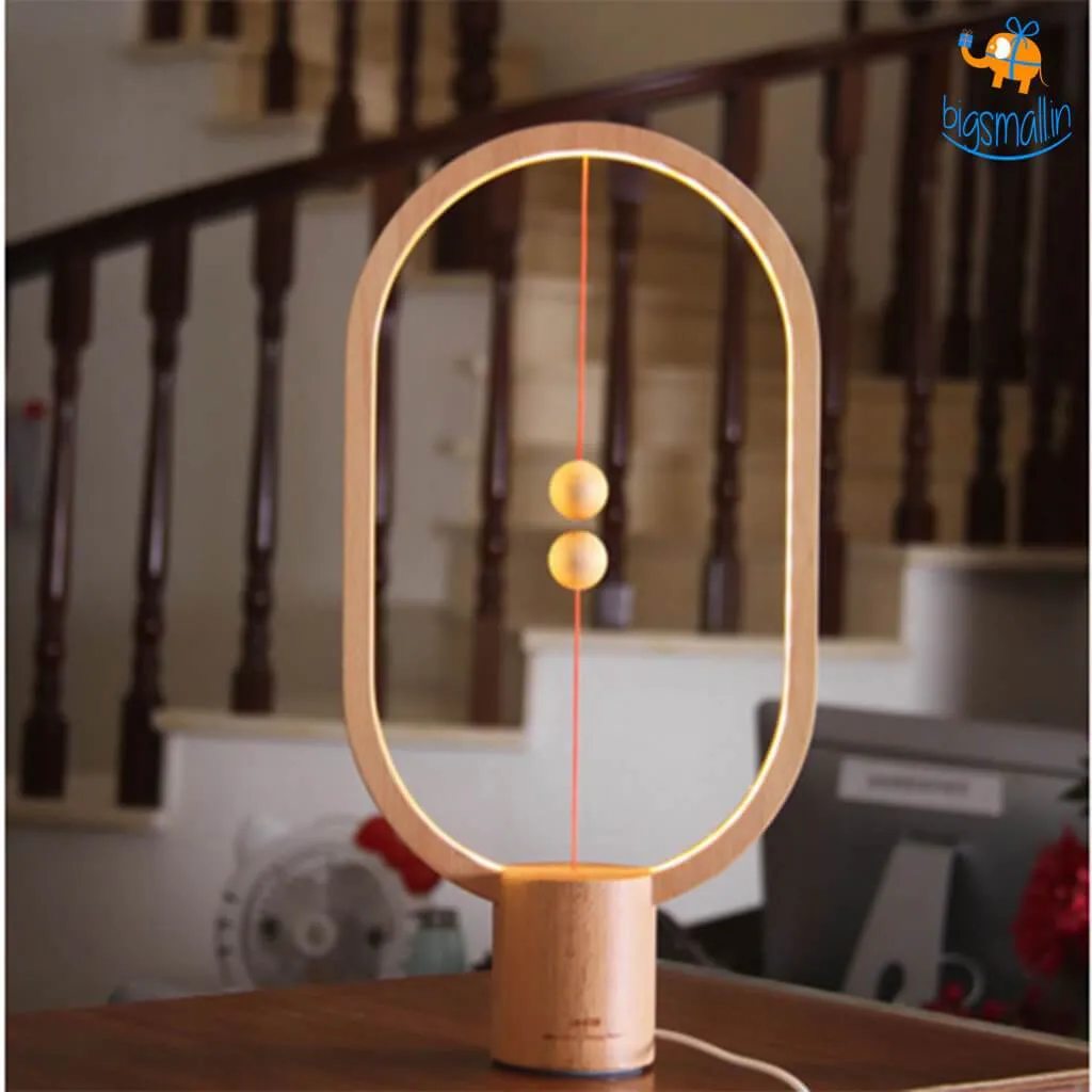 Magnetic Heng Balance Lamp