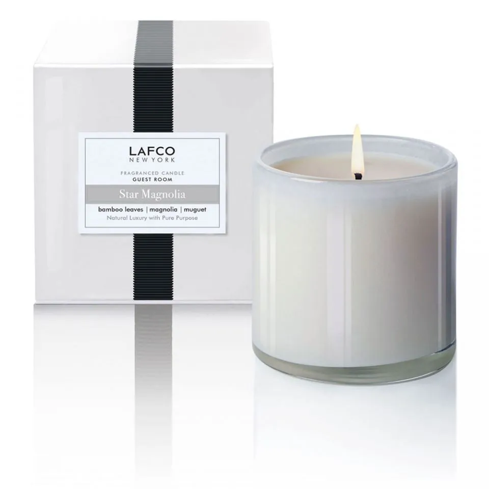 Star Magnolia Classic Candle (15.5 oz)